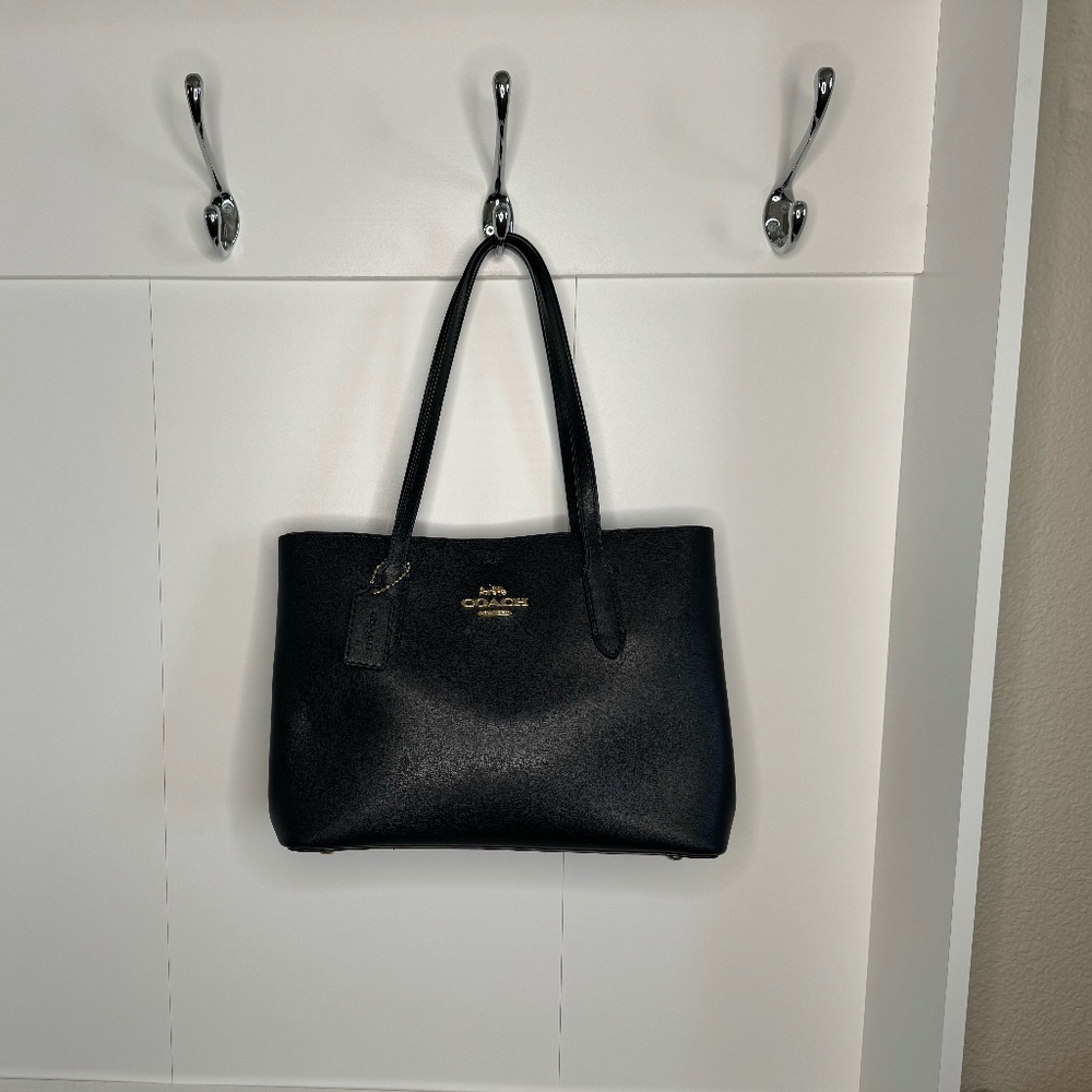 Coach Avenue Carryall Black with Red Interior